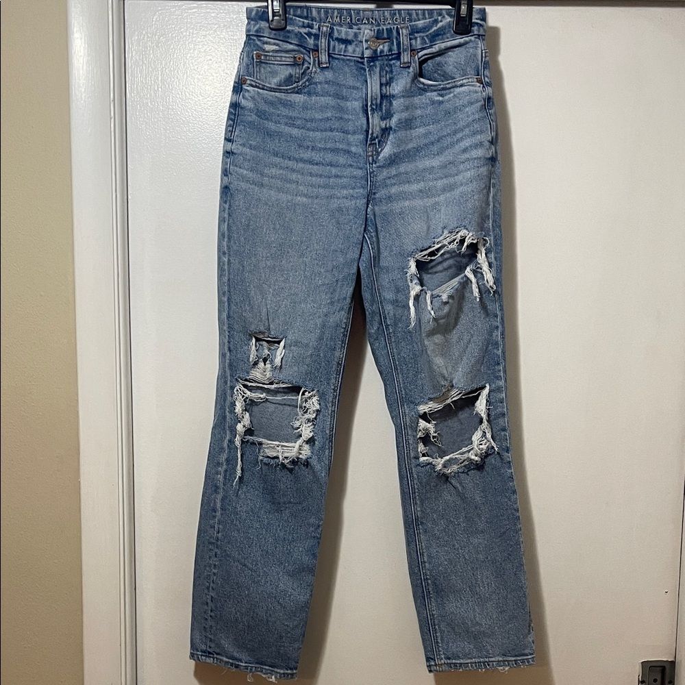 American Eagle Outfitters Light Blue Distressed Straight Leg Jeans